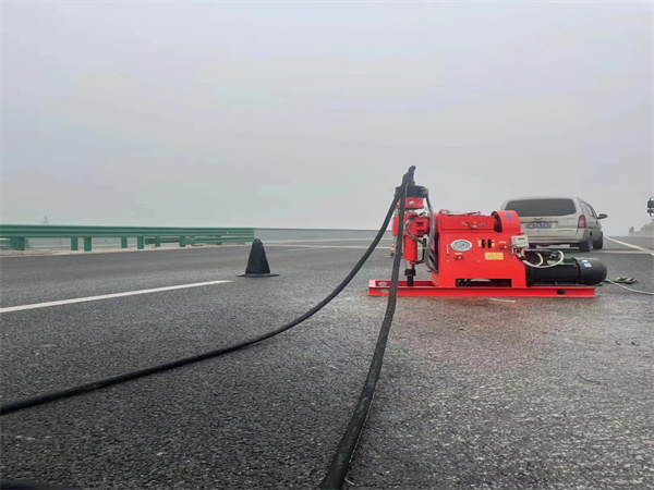 诏安马路路基路面开裂下沉注浆加固灌浆